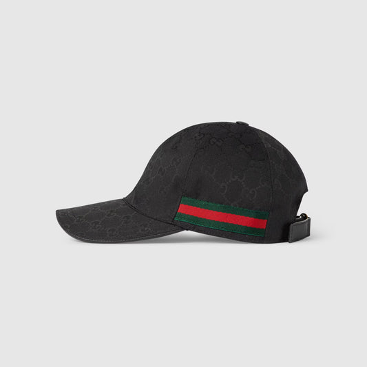 casquette black logo rouge G.C